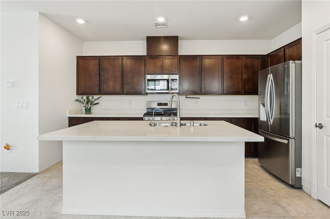 2877 Sweeping Palm Road, North Las Vegas, Nevada image 8
