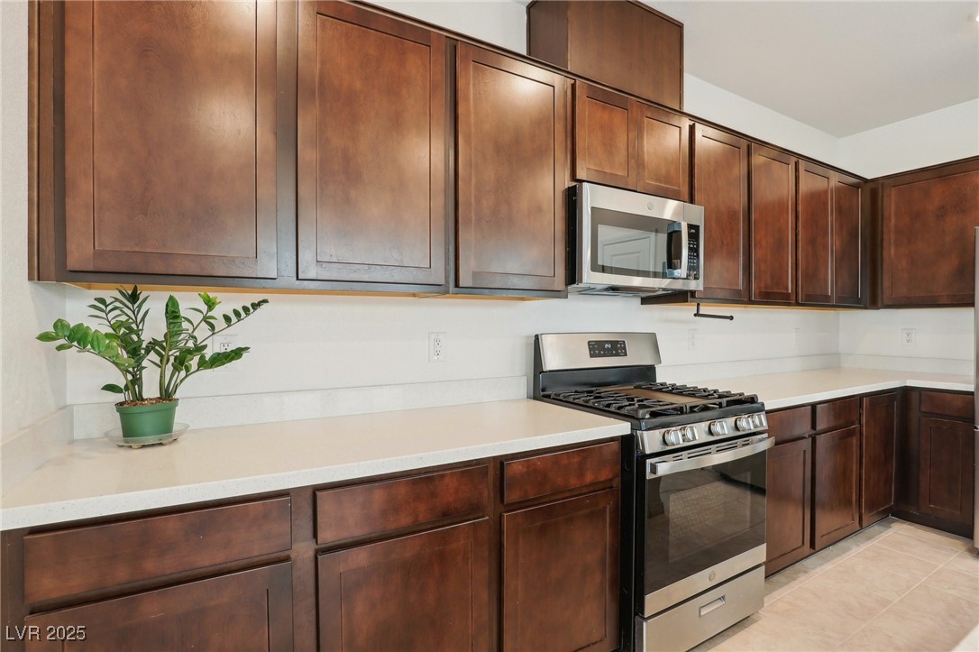 2877 Sweeping Palm Road, North Las Vegas, Nevada image 6