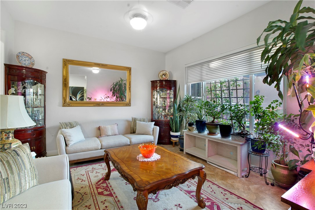8564 Mayport Drive, Las Vegas, Nevada image 15