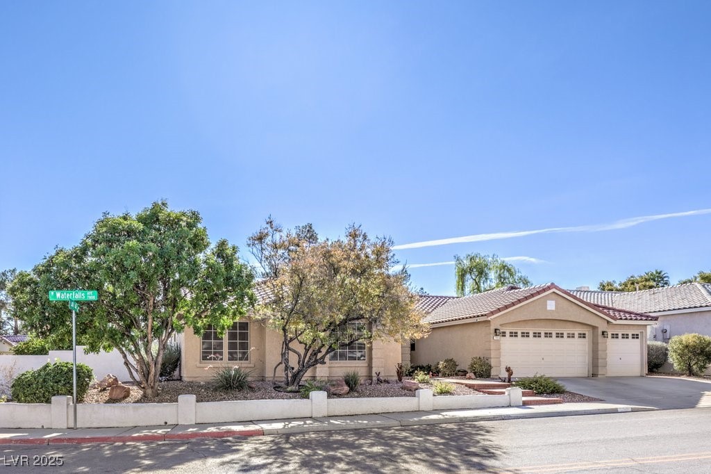 7809 Waterfalls Avenue