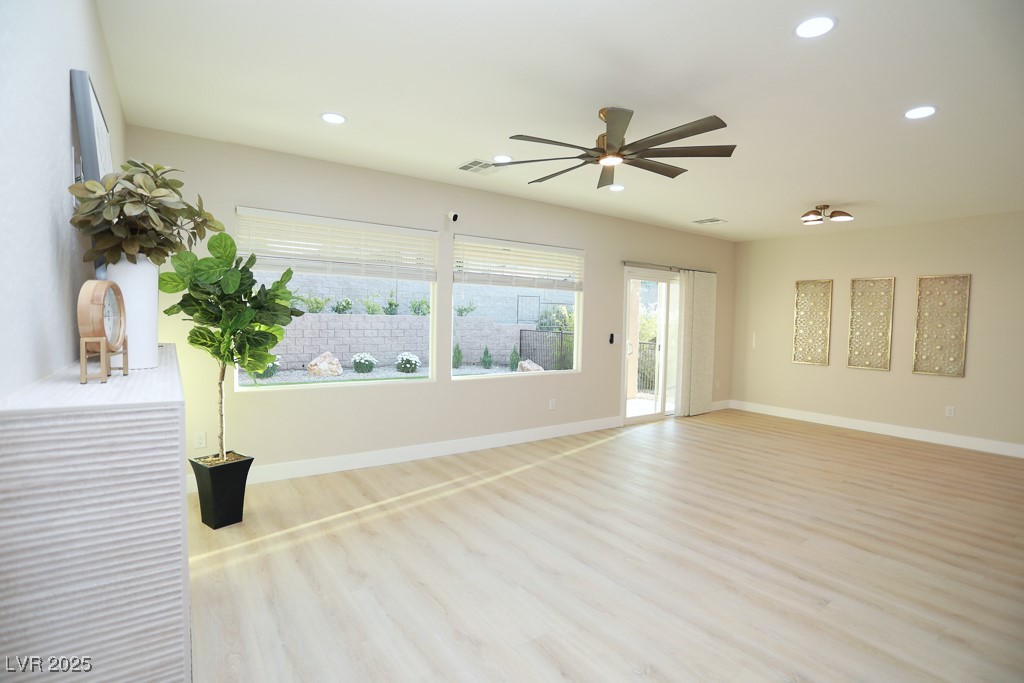 Henderson, Nevada 89044, United States, 2 Bedrooms Bedrooms, ,2 BathroomsBathrooms,Residential,Active,137252