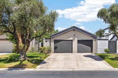 Photo of 3137 Bel Air Drive, Las Vegas, NV 89109 (MLS # 2820030)