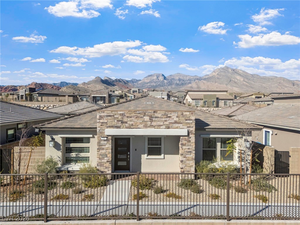 900 Carlton Terrace Lane