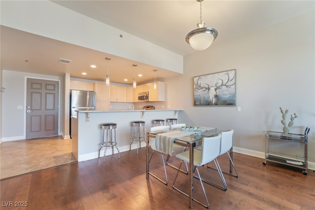 150 Las Vegas Boulevard 1704