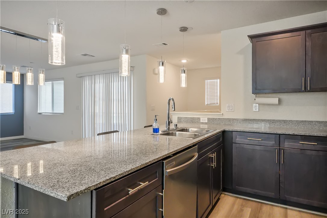 6862 Magenta Moon Street, North Las Vegas, Nevada image 7