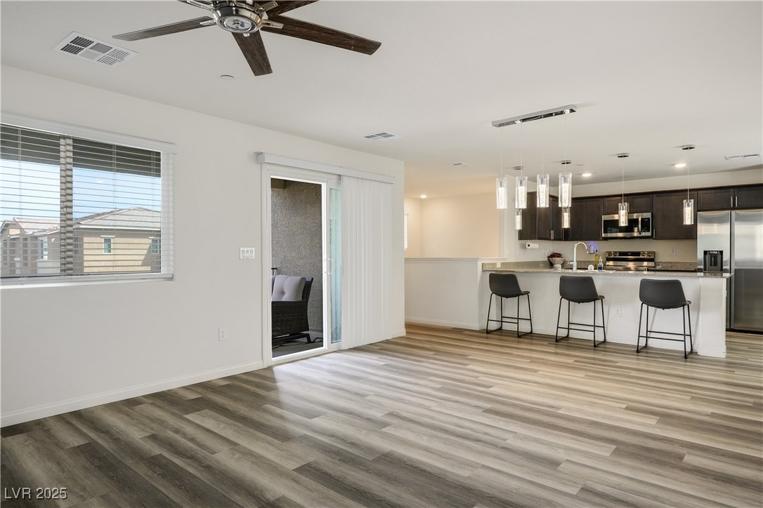 6862 Magenta Moon Street, North Las Vegas, Nevada image 10