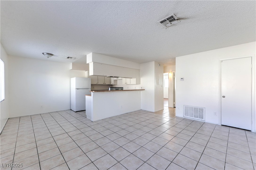 3109 N Walnut Road B