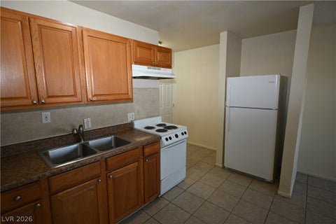 Apartment For Rent - 3021 E Carey Avenue #6<br/> North Las Vegas, NV 89030