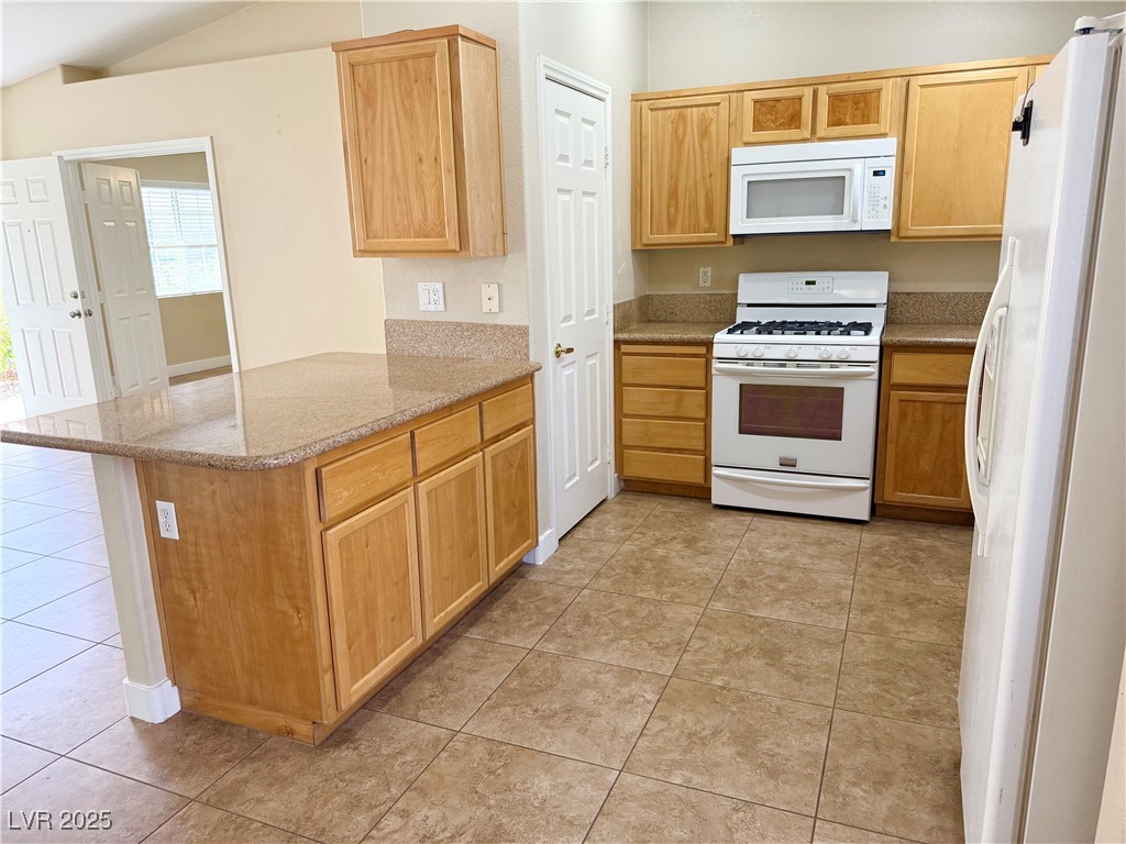 Henderson, Nevada 89052, United States, 3 Bedrooms Bedrooms, ,2 BathroomsBathrooms,Residential,Active,164805