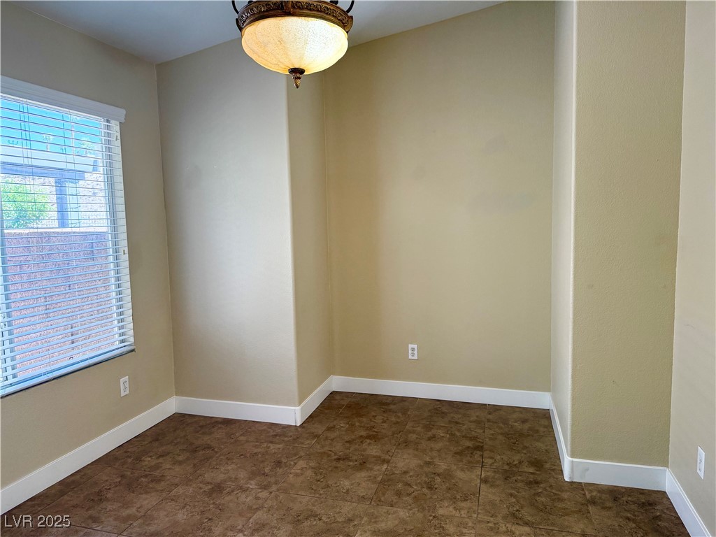 Henderson, Nevada 89052, United States, 3 Bedrooms Bedrooms, ,2 BathroomsBathrooms,Residential,Active,164805