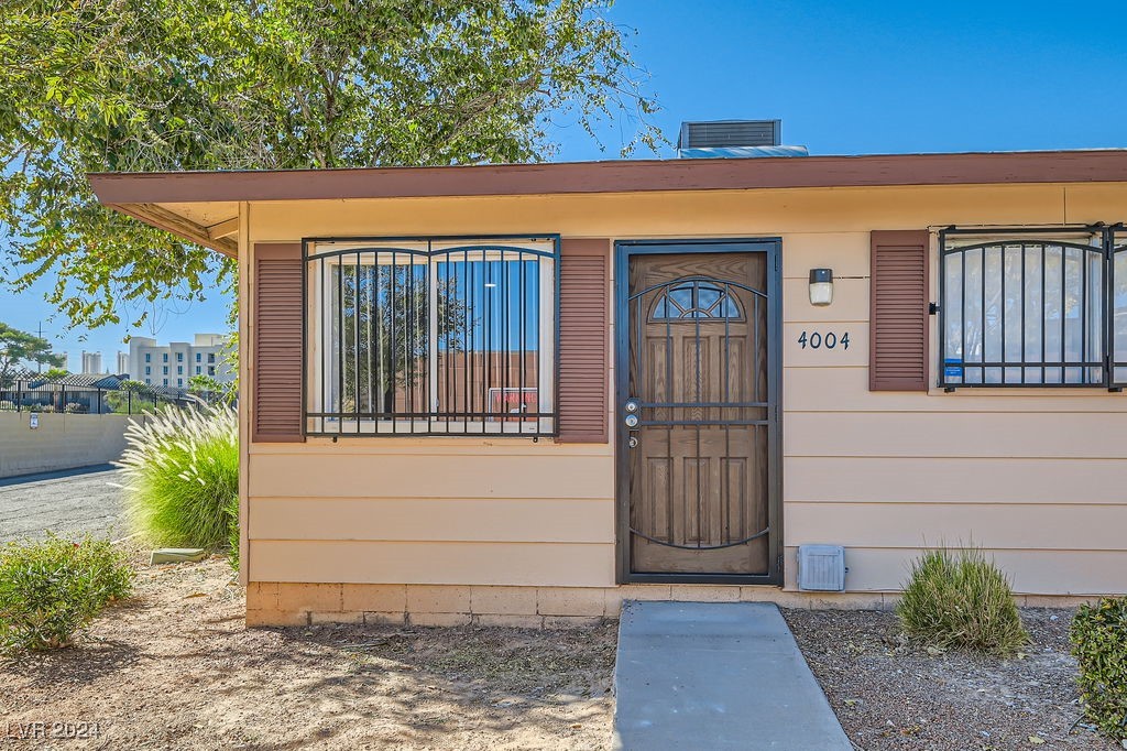 Photo 1 of 11 — 4004 Torsby Place, Las Vegas, NV 89119
