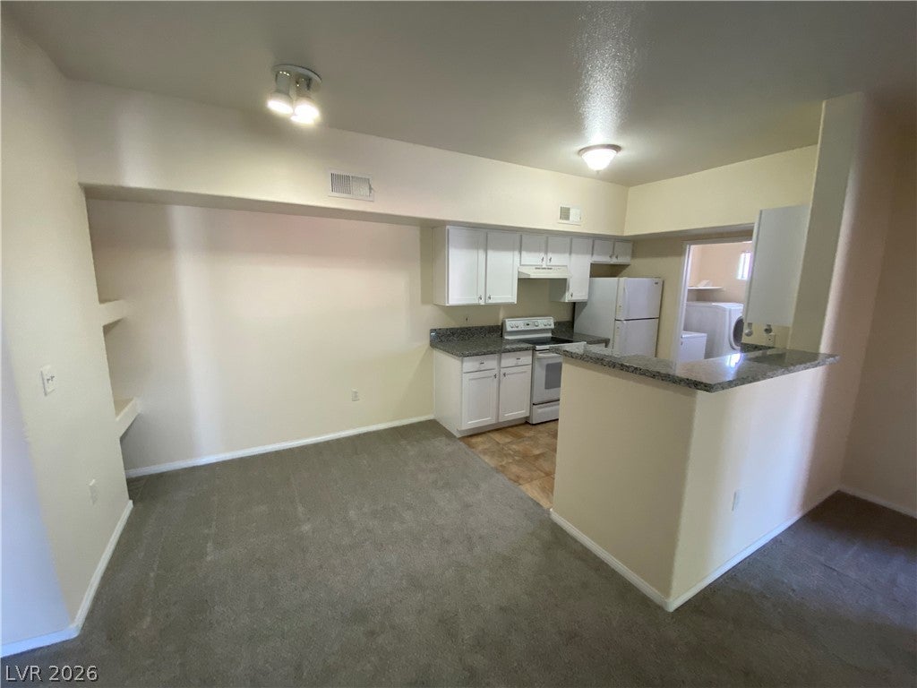 2615 W Gary Avenue 2033