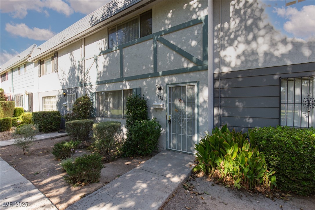 130 Greenbriar Townhouse Way