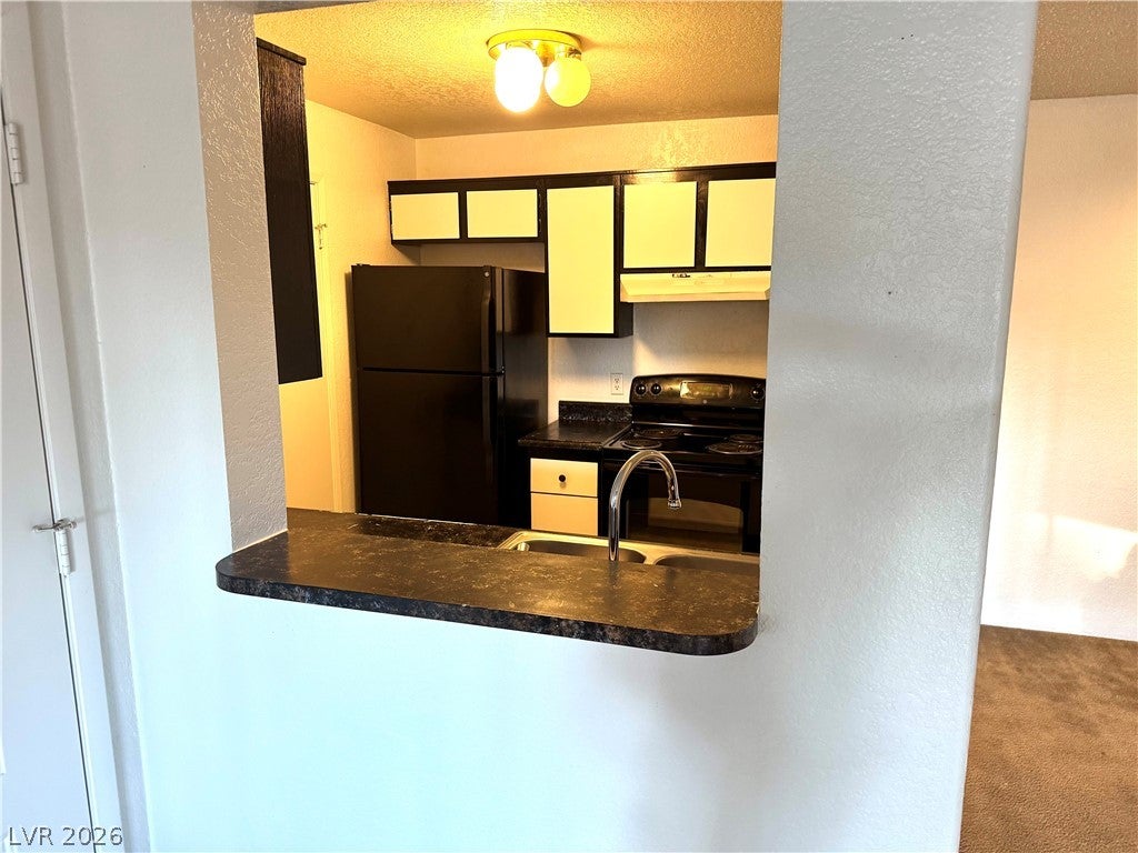 221 Mission Newport Lane 206