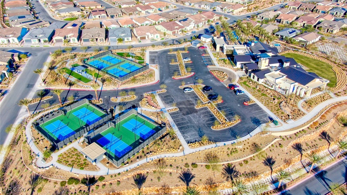 Properties 4 57 Stone Yucca Court