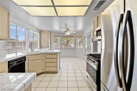 Tiny photo for 4504 Crimson Leaf Drive, Las Vegas, NV 89130 (MLS # 2797127)