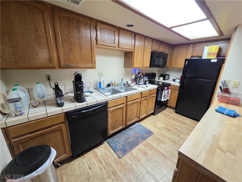 4211 Sanderling Circle 286