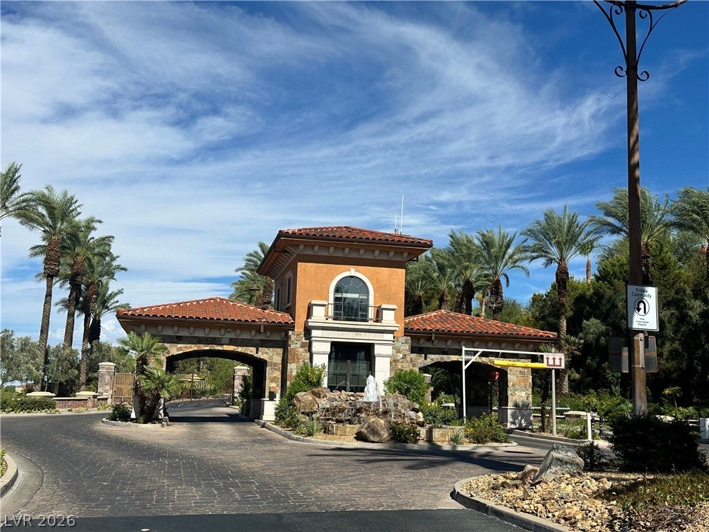2 Sardana Court