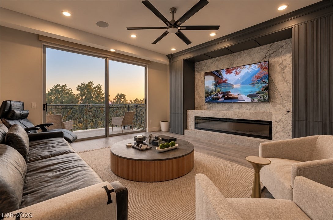 9101 Alta Drive 11