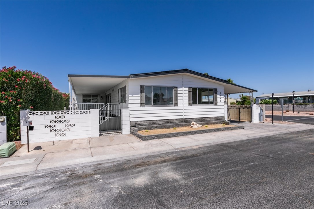 Properties 4 3393 Katmai Drive