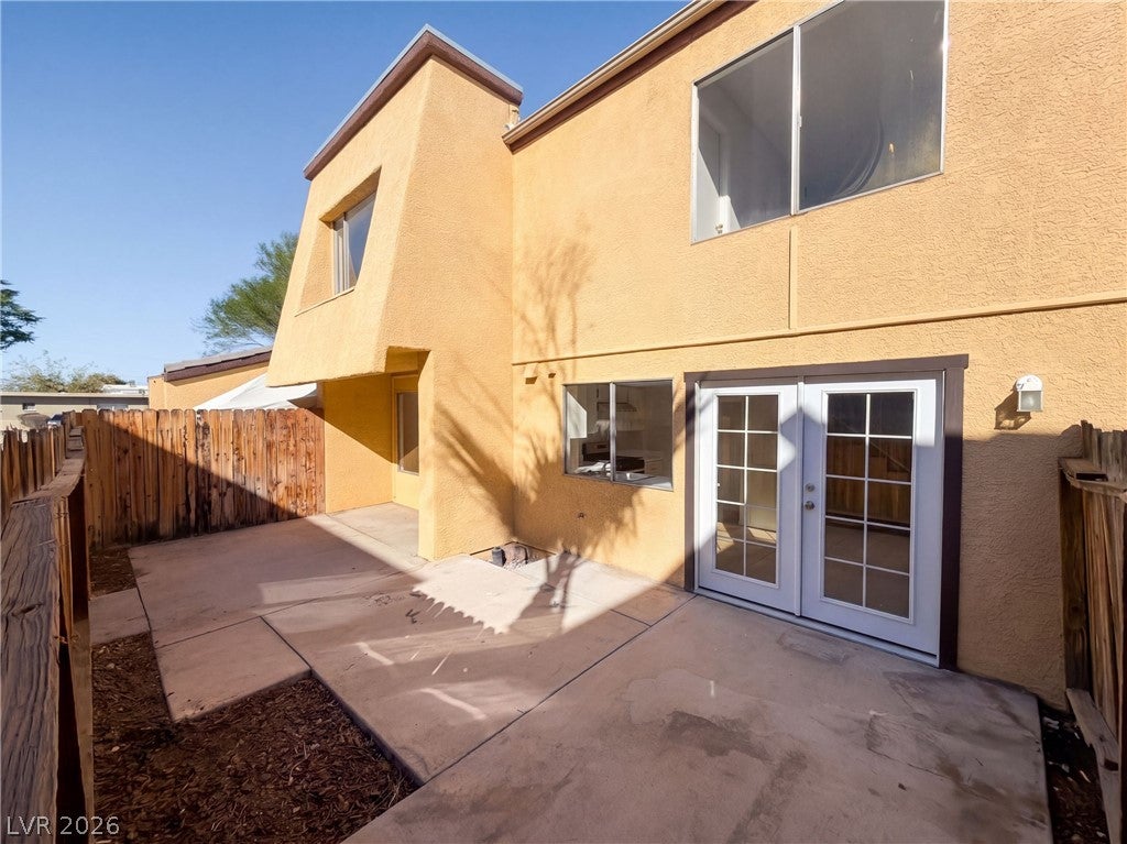 1511 Living Desert Drive B