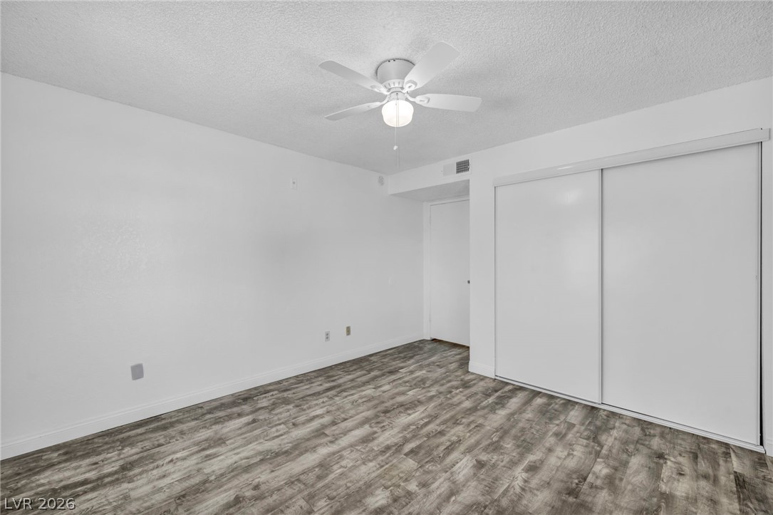 220 Mission Newport Lane 208