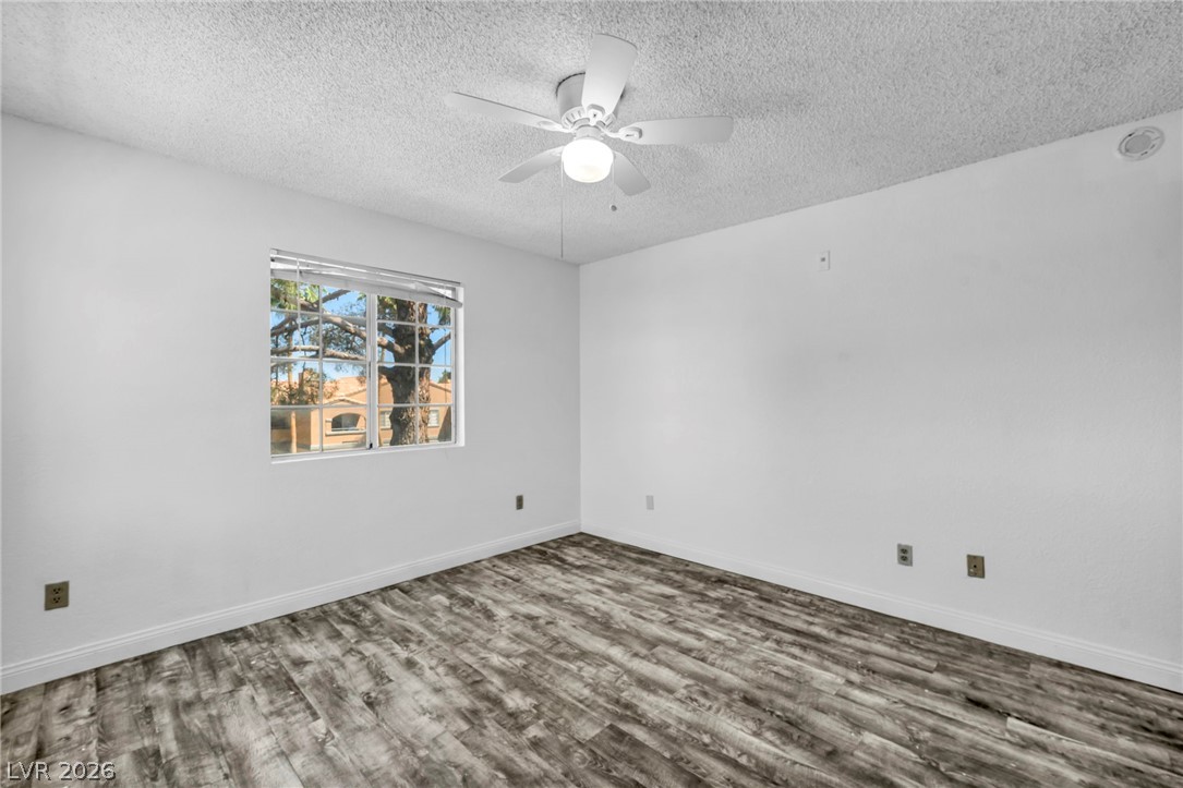 220 Mission Newport Lane 208