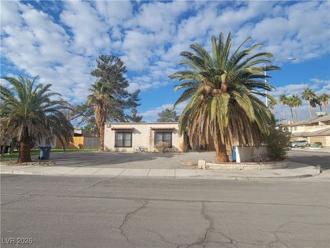 Photo of 2821 Hauck Street, Las Vegas, NV 89146 (MLS # 2747735)