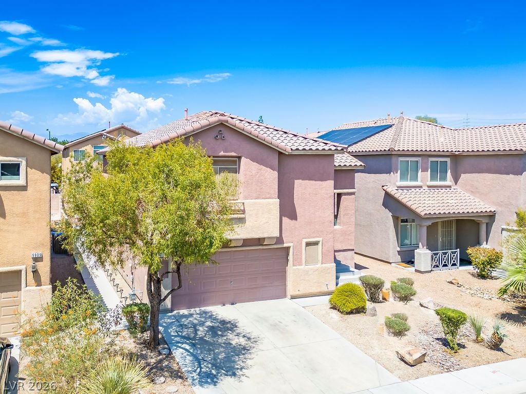 5913 Running Horse Drive