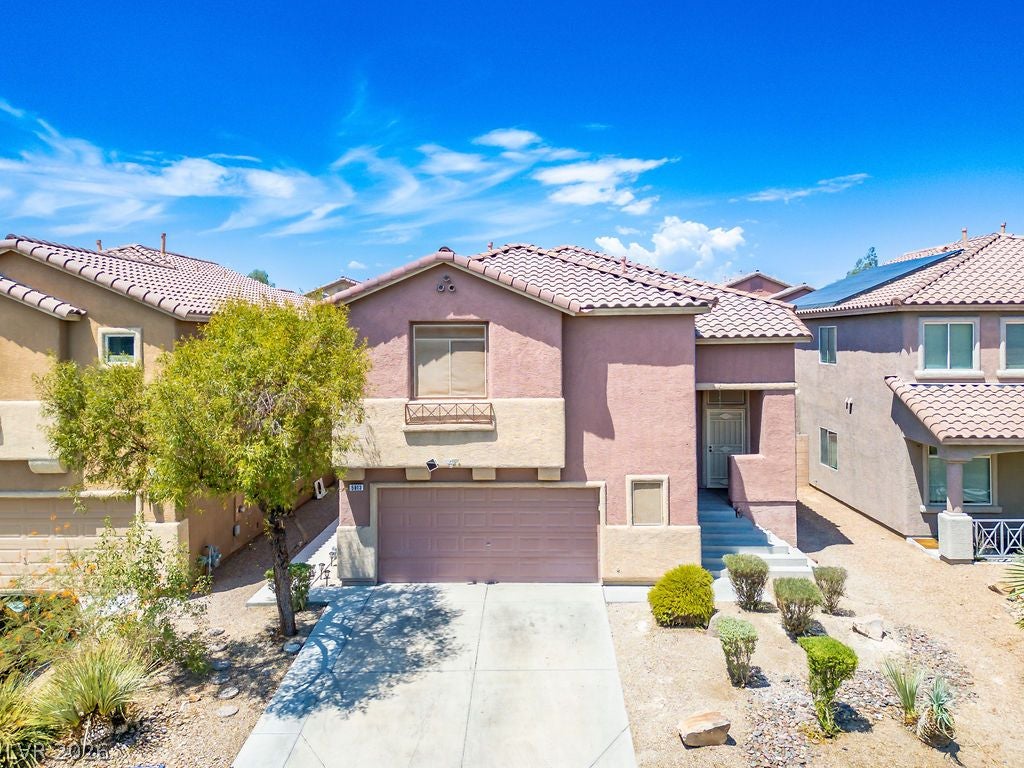 5913 Running Horse Drive