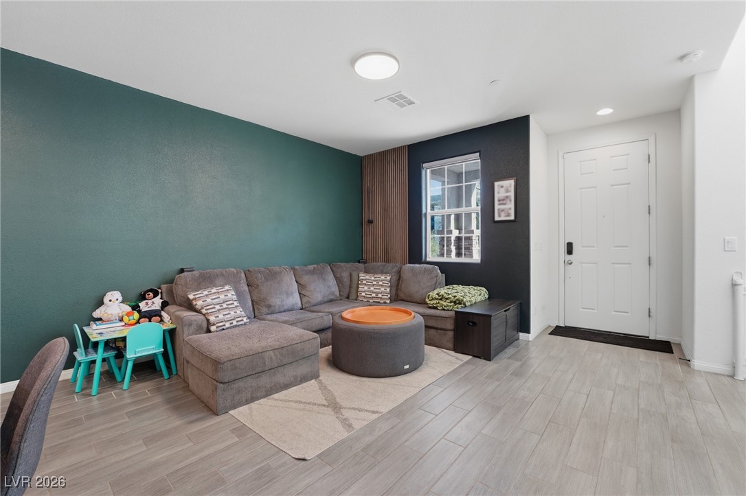 4534 Cloudrest Peak Street