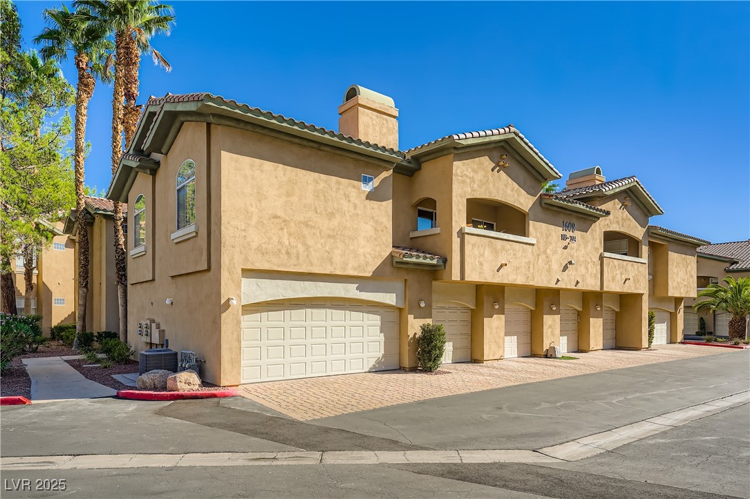 1608 Cardinal Bluff Drive 201