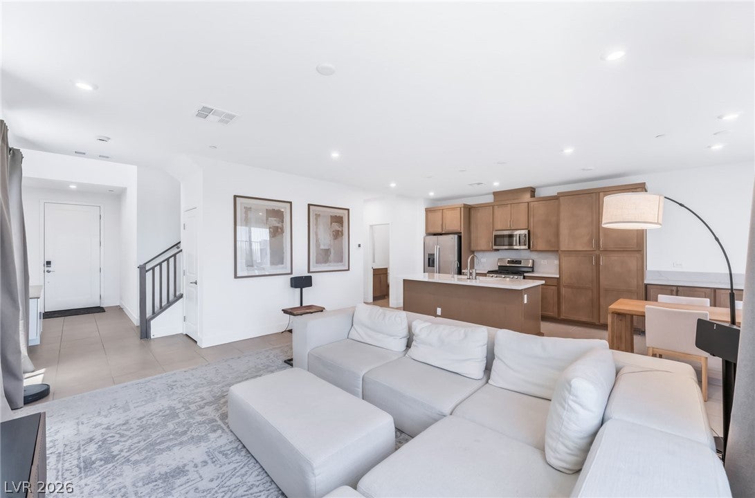 740 Echelon Street