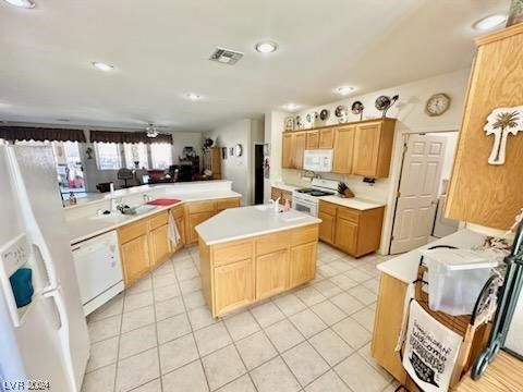 Single Family Residence in Laughlin NV 2349 Cottage View Court 8.jpg