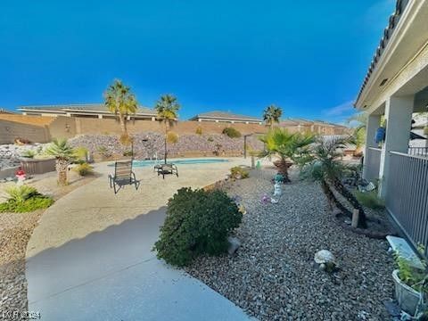 Single Family Residence in Laughlin NV 2349 Cottage View Court 35.jpg