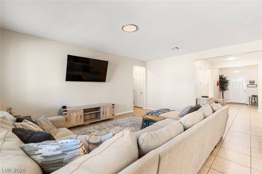 8213 Dragonfly Bush Court