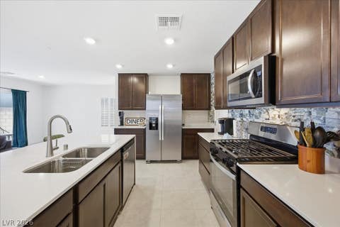 Tiny photo for 8724 Crestwood Hills Street, Las Vegas, NV 89113 (MLS # 2802569)
