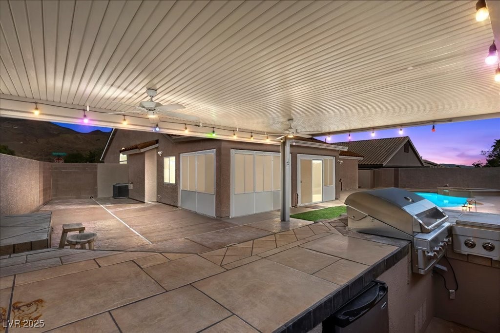 Henderson, Nevada 89002, United States, 3 Bedrooms Bedrooms, ,2 BathroomsBathrooms,Residential,Active,197769