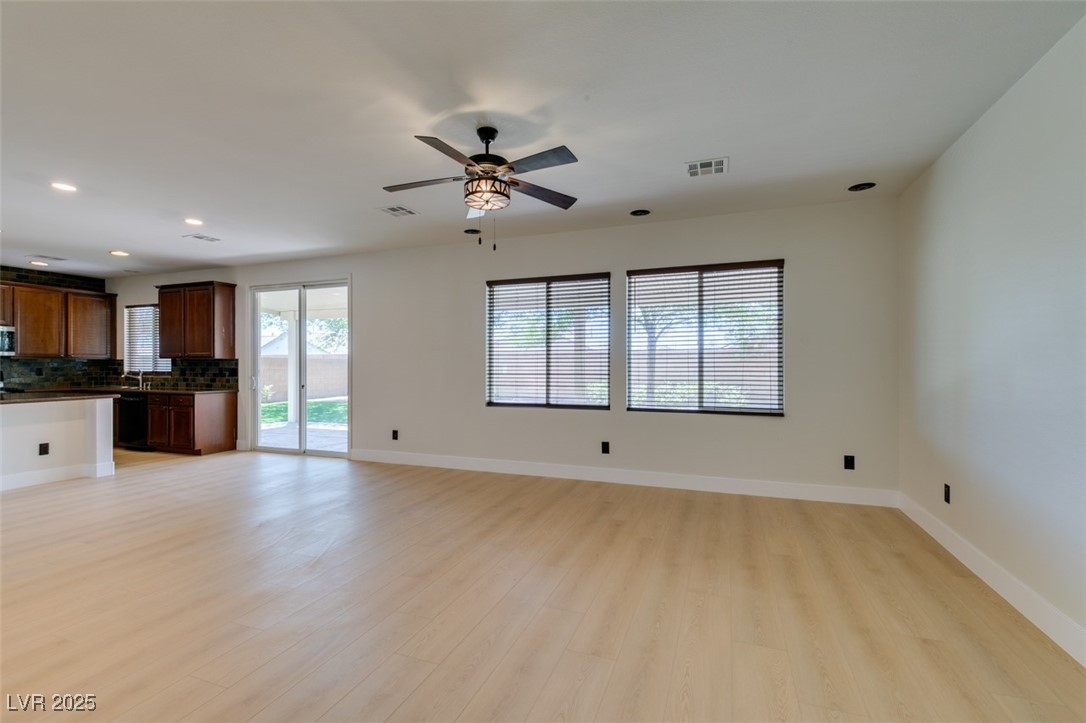 3809 Alpine Track Avenue, North Las Vegas, Nevada image 11