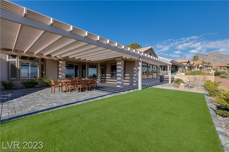 2024 Bay Tree Drive
