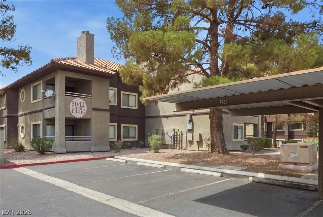 5042 S Rainbow Boulevard 101
