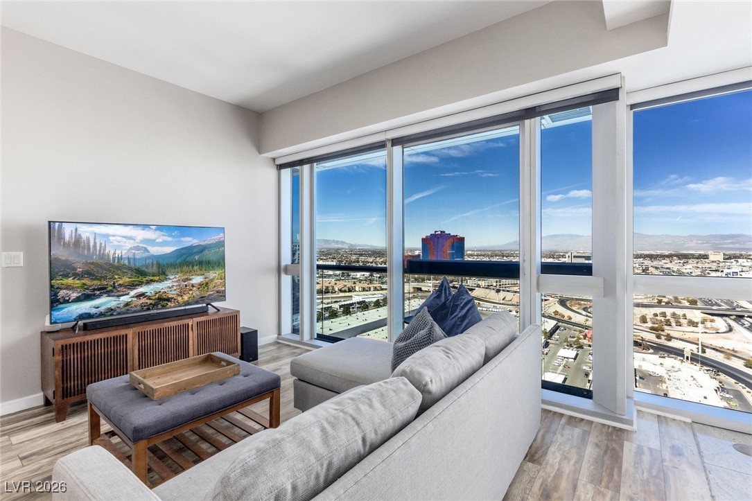 4471 Dean Martin Drive 2908