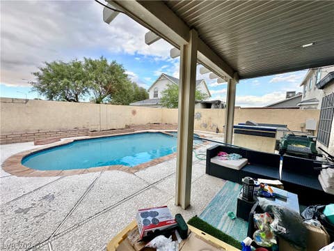 Homes For Sale - 6316 Copperfield Avenue<br/> Las Vegas, NV 89108