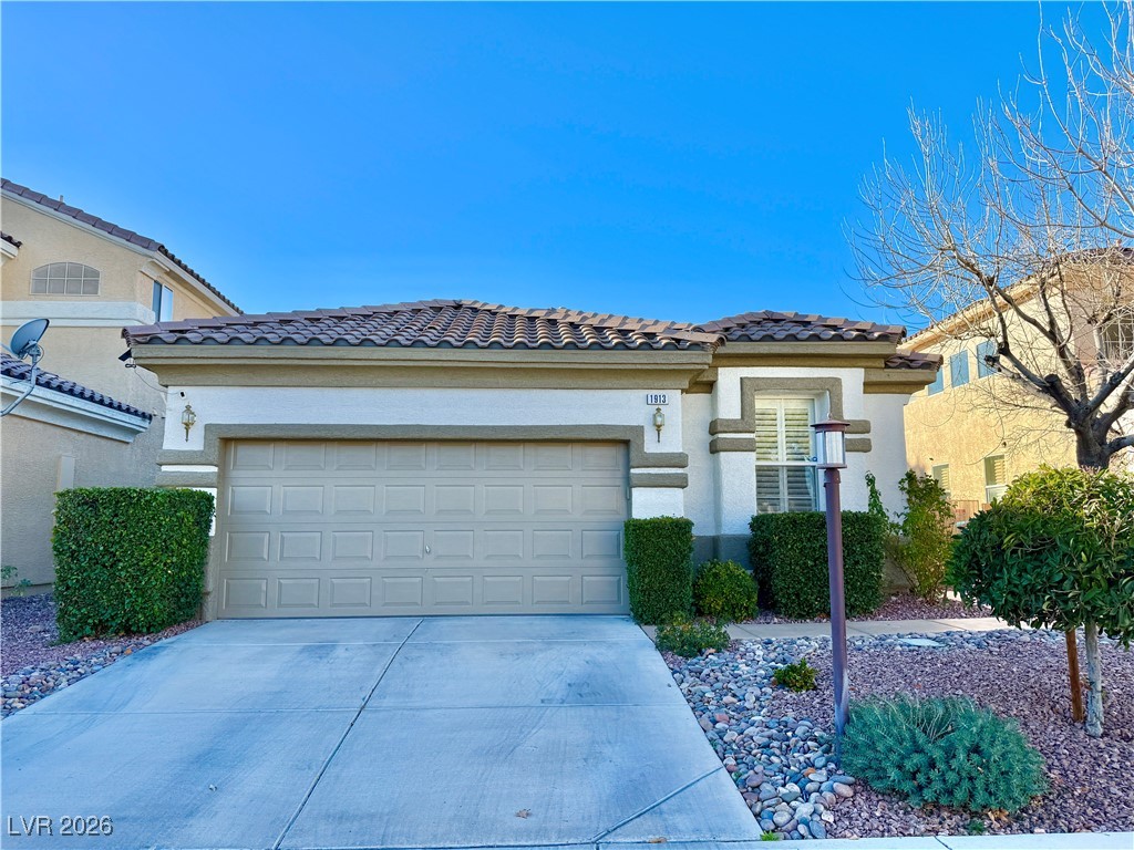 1913 Warrenville Street