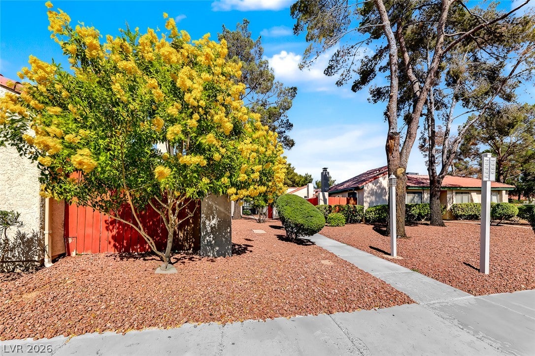 737 Heritage Vista Avenue