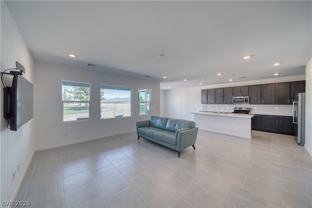 4164 E Cactus Canyon Drive