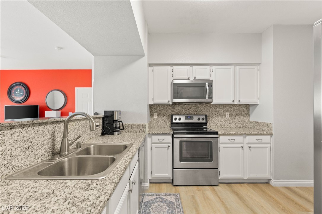 Las Vegas, Nevada 89118, United States, 2 Bedrooms Bedrooms, ,2 BathroomsBathrooms,Residential,Active,200138