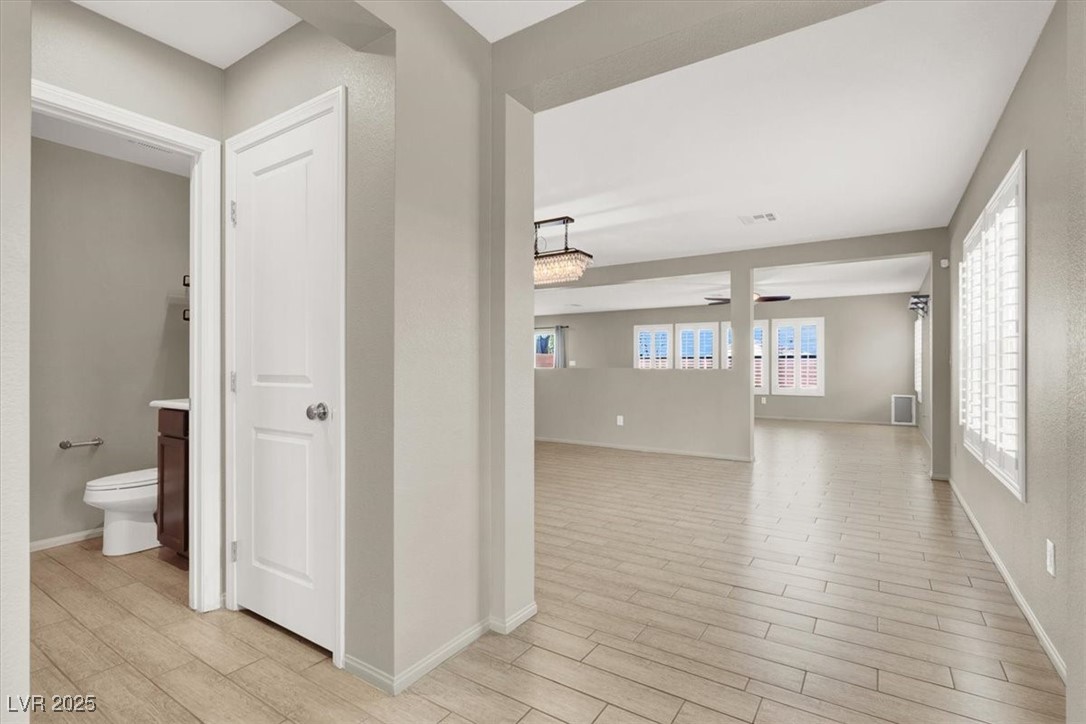 Las Vegas, Nevada 89113, United States, 5 Bedrooms Bedrooms, ,4 BathroomsBathrooms,Residential,Pending,103219