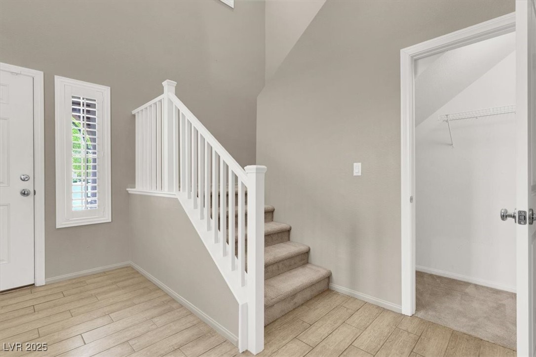 Las Vegas, Nevada 89113, United States, 5 Bedrooms Bedrooms, ,4 BathroomsBathrooms,Residential,Pending,103219