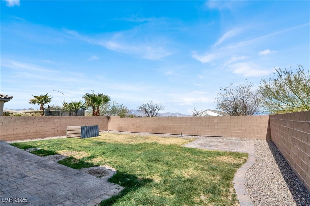 Las Vegas, Nevada 89113, United States, 5 Bedrooms Bedrooms, ,4 BathroomsBathrooms,Residential,Pending,103219